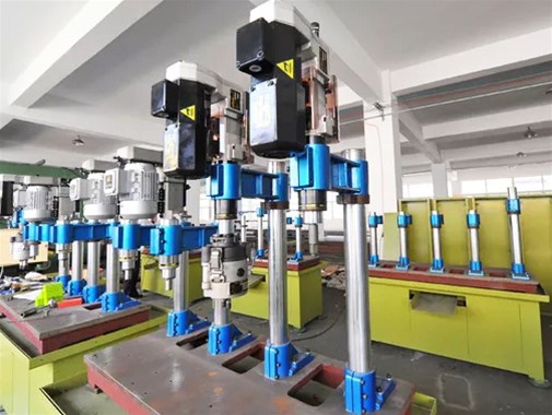 电连接器插针插孔是怎么组成的？